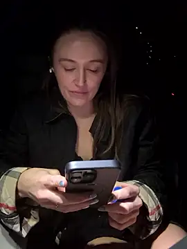 lunagirl13's cam snapshot