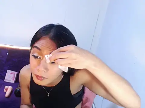 SerenityFoxx live sex cam