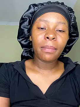 MiyaXo2 live sex cam