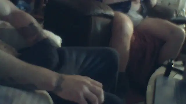 Luv2SuckBWC92 live sex cam