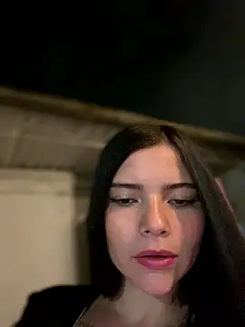 Adhaira_pink10's cam snapshot