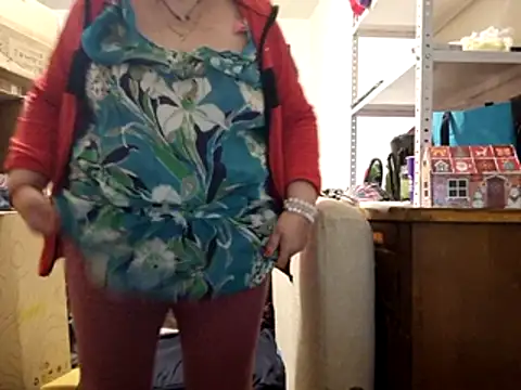 Samantha_Squirt@xh live sex cam