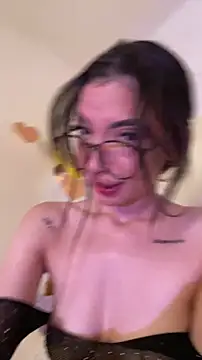 GiannaMagari live sex cam