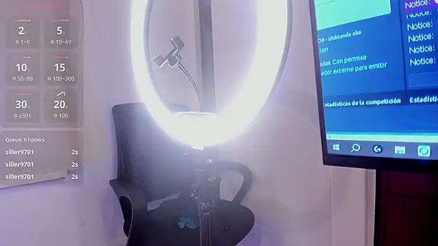 Celestee_rosee's cam snapshot