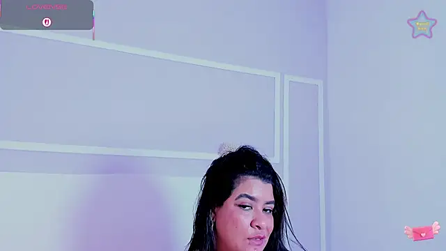 TianaGlow26's cam snapshot