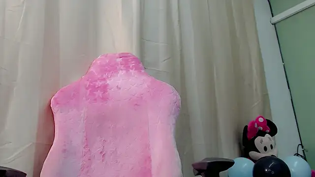 Mishell_hot_'s cam snapshot