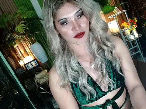 Queen_kendalx19 live sex cam