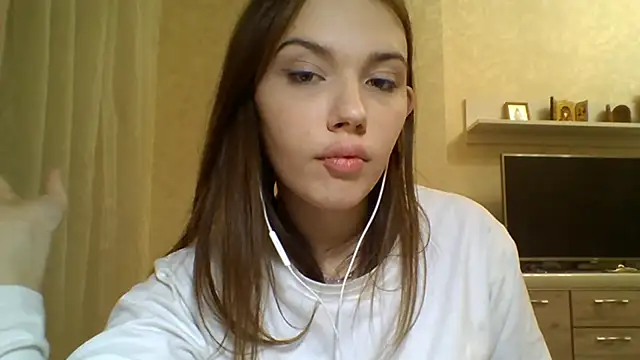 CeyaLier's cam snapshot