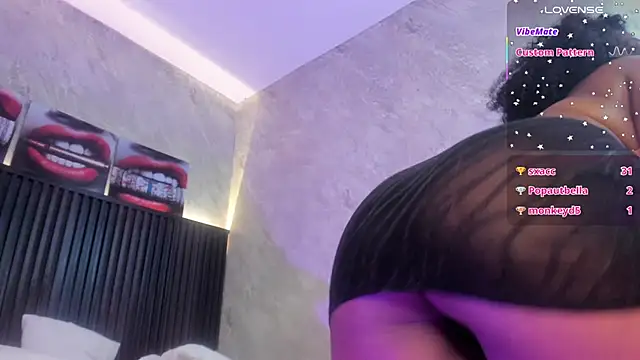 tanisha__lux's cam snapshot