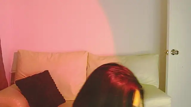 dulce_adara's cam snapshot