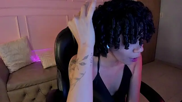 aitana_kahlo's cam snapshot