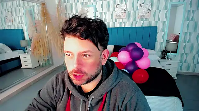 tonyglams live sex cam