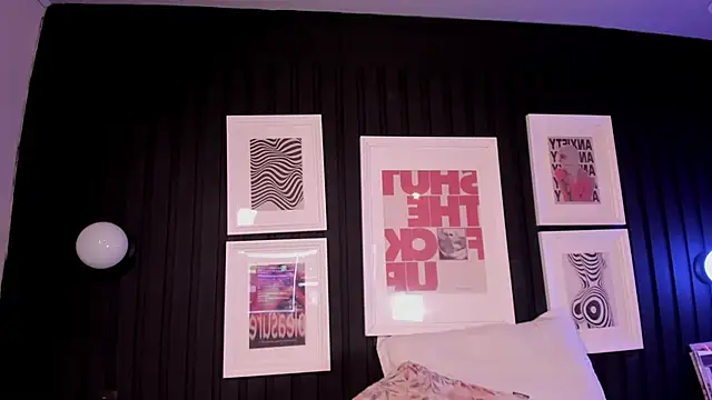 leslie_thompson's cam snapshot