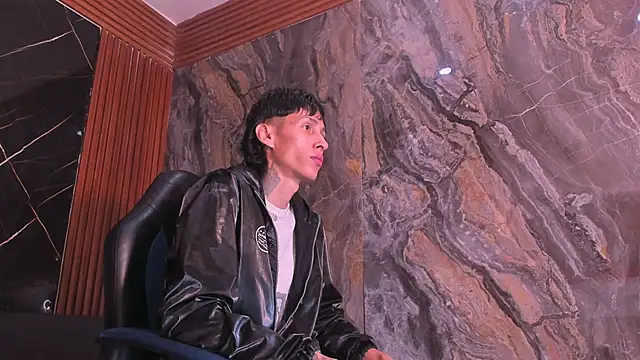 Daniel_Deluc77 live sex cam