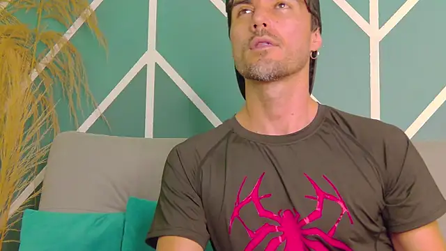 Adam_MillanFF live sex cam