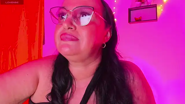 Gia_Nahomi live sex cam