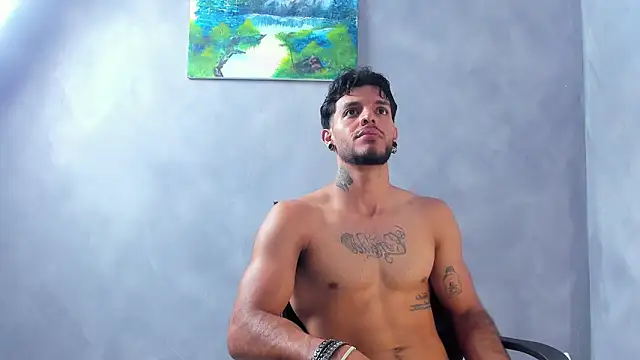 JuanBlade live sex cam