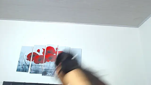 pinky_f00x's cam snapshot