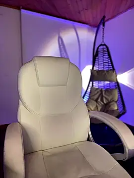 Adhaira_pink10's cam snapshot