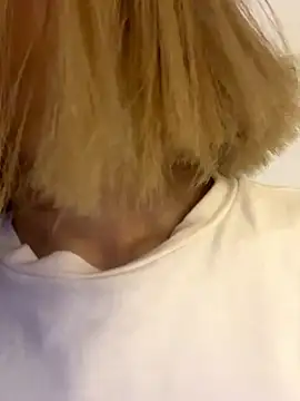 SweetBunnyGF live sex cam