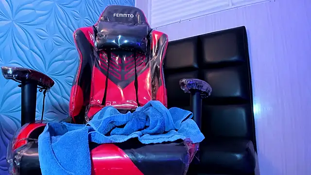 Milk_max_18 live sex cam