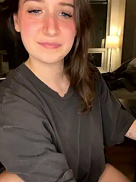 nerdynina live sex cam