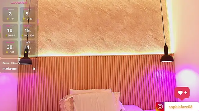 big_tits_in_your_face live sex cam