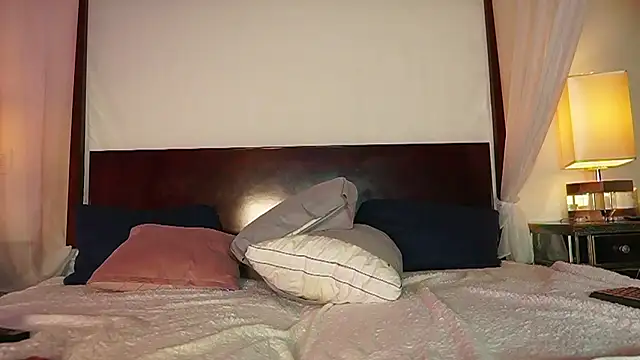 Katyerave live sex cam