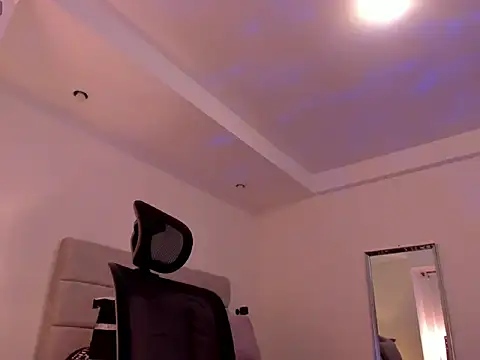CHIRS_MORGANS live sex cam