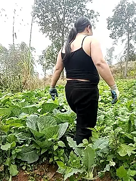 sary-hot2x's cam snapshot