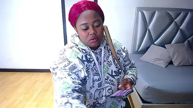 exotic_karmella's cam snapshot