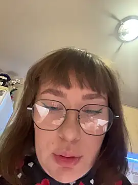 BettySquirtson's cam snapshot