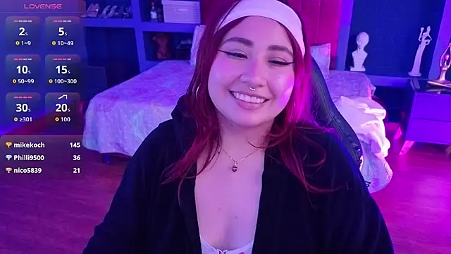 littlee_red's cam snapshot