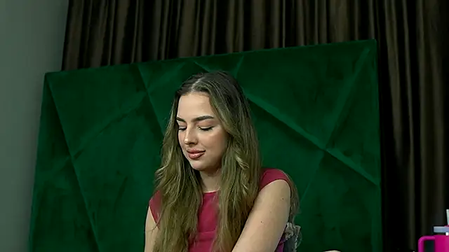 ScarletColes's cam snapshot