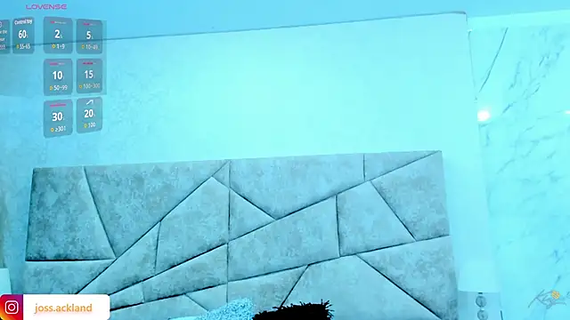 JossAckland live sex cam