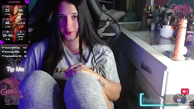 Mysticdooll69's cam snapshot