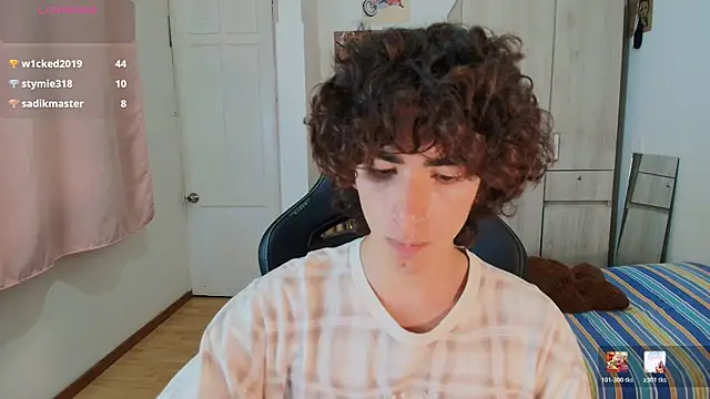 Nude_Boy18 live sex cam