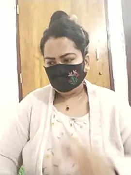 Anamika-38 live sex cam