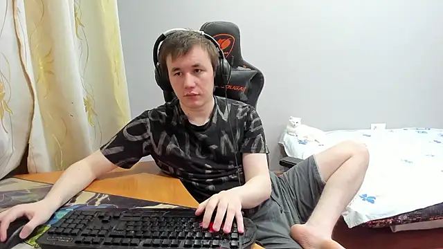 iliaskrislove live sex cam