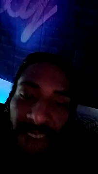 Mikaaa97 live sex cam