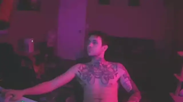 skateboardskate live sex cam