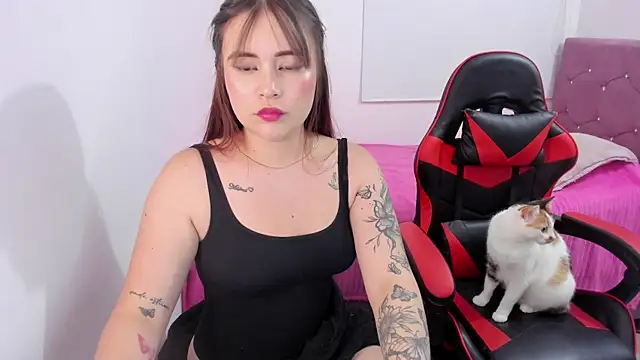 hotbbc_wife live sex cam