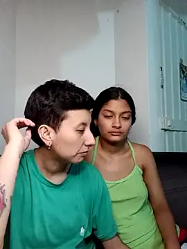 Mei_and_Gaby live sex cam