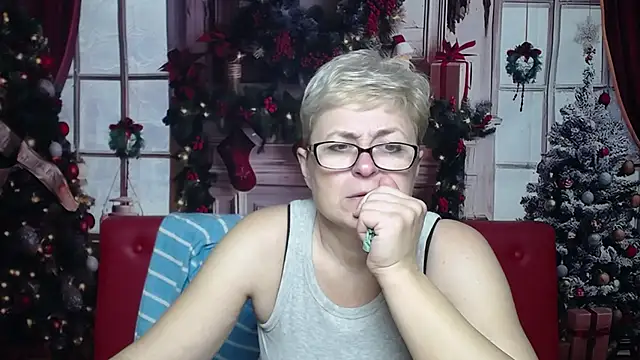 EmiliaGree's cam snapshot