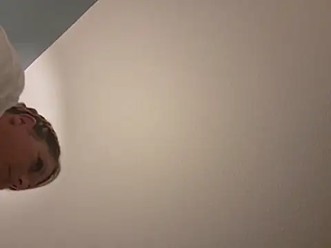 MrandMrs_Reigns's cam snapshot