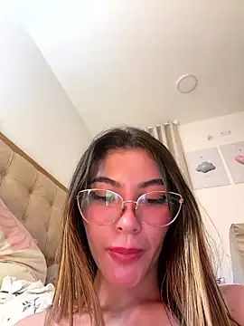 Your_Honeey live sex cam