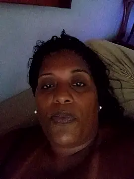 Maliaebonyfetish's cam snapshot