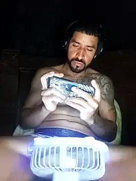 Alexsexygamer's cam snapshot