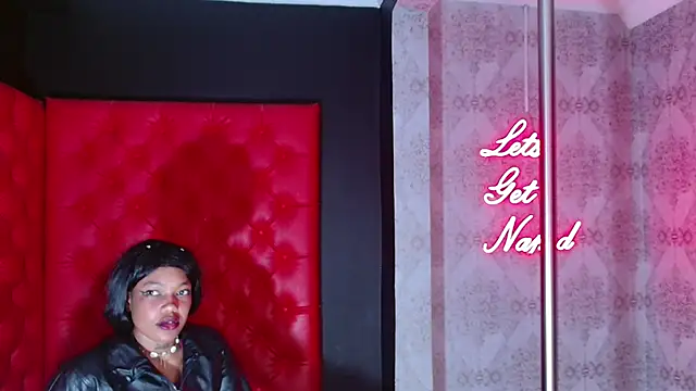 CrystalBrooke3x's cam snapshot