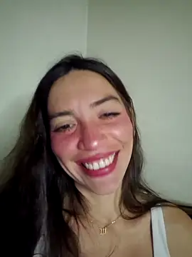 loveuu-bae's cam snapshot